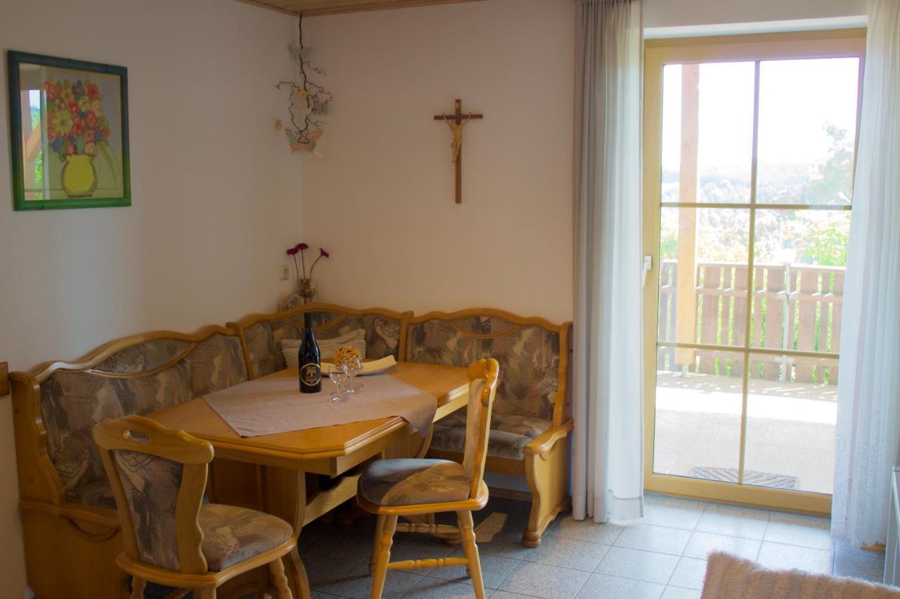 Ferienwohnungen Seebauer Nittenau エクステリア 写真