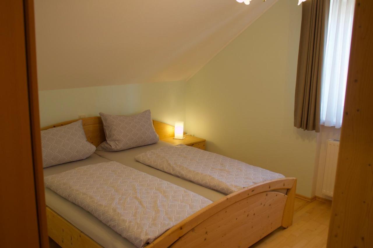 Ferienwohnungen Seebauer Nittenau エクステリア 写真